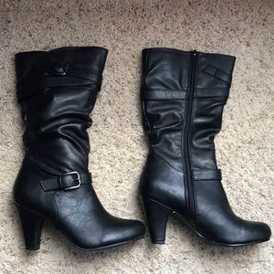 *Like new* Women’s size 8 black leather boots